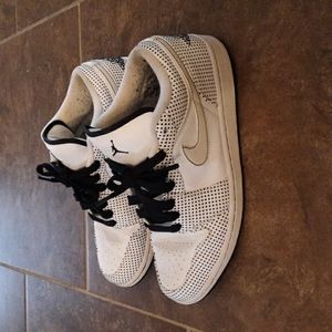 Nike Jordan I, Size 11, white/black